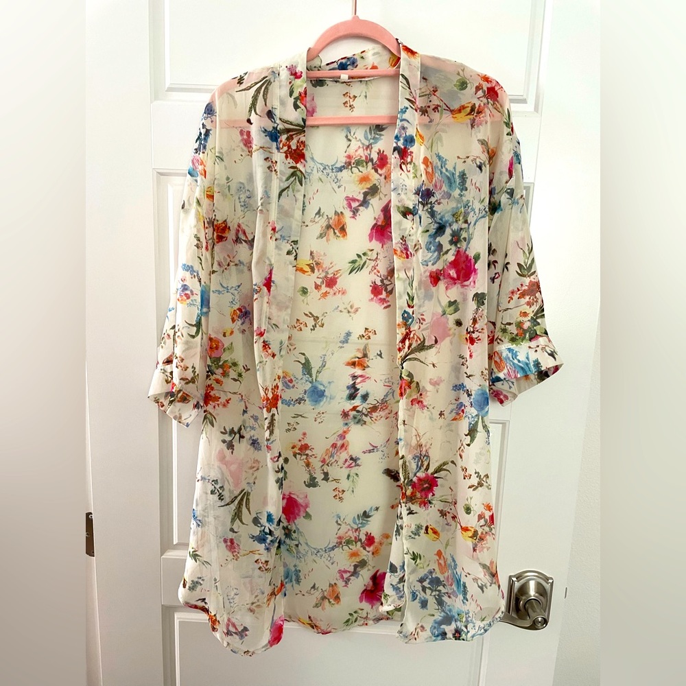 Floral robe/kimono